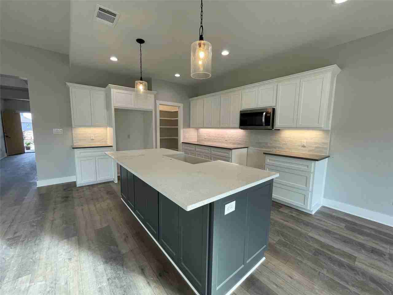 4914 Dry Creek Rd - Photo 5 of 23