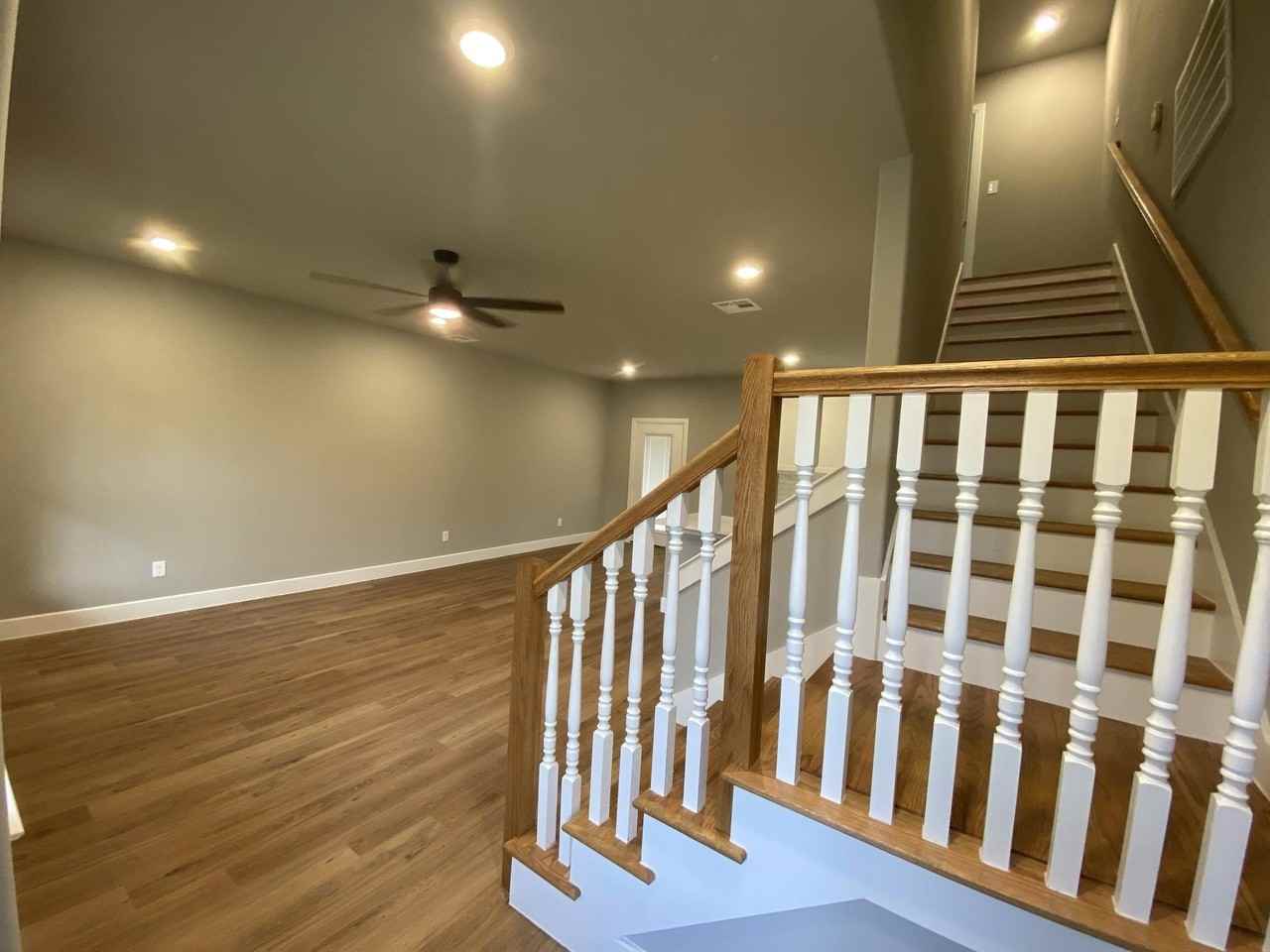 423 W Monterey St - Photo 6 of 18