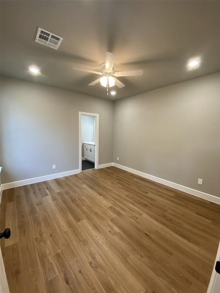 423 W Monterey St - Photo 7 of 18