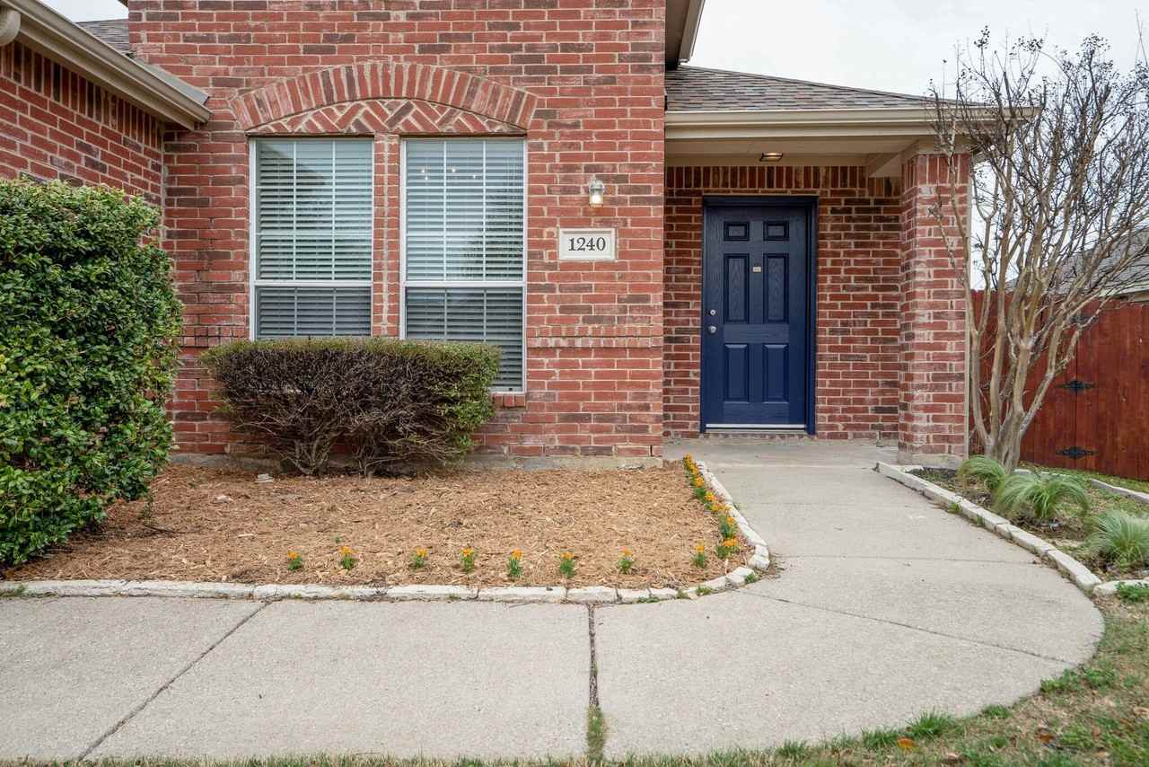 1240 Miller Ln - Photo 3 of 36