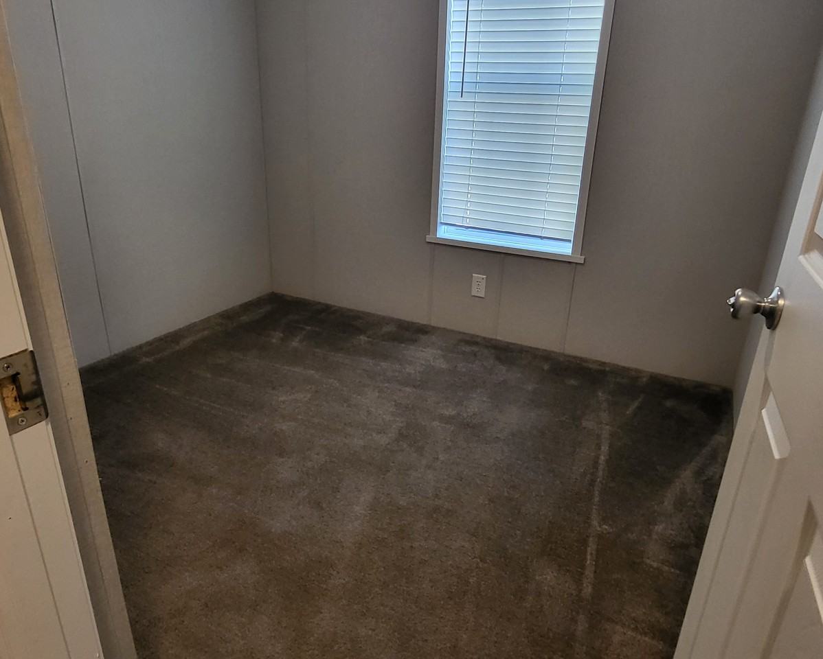 2307 Aspen St #141 - Photo 4 of 8