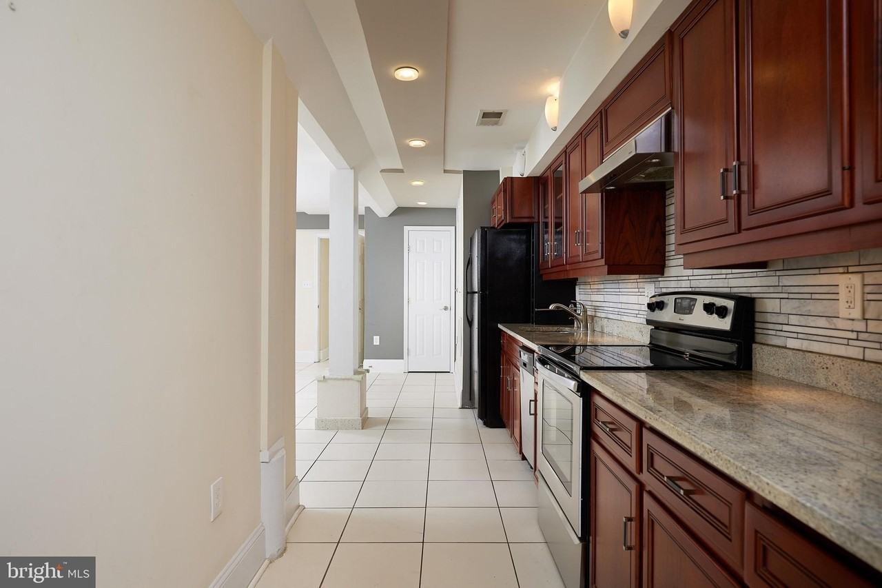 910 T St Nw #B - Photo 3 of 37