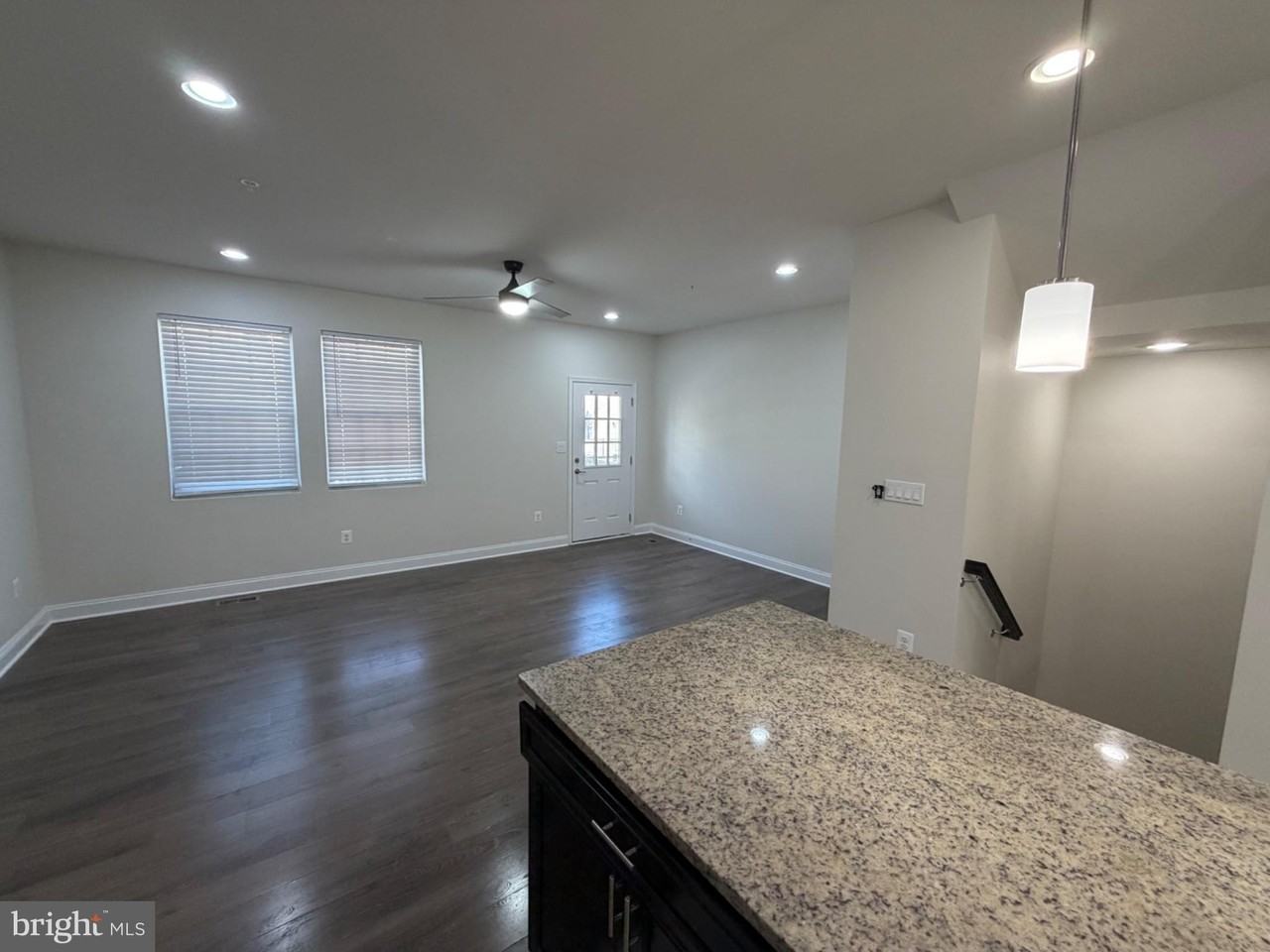 819 Herman Way - Photo 7 of 21