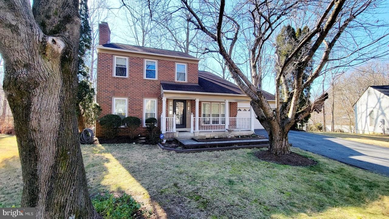 2205 Blue Valley Dr - Photo 2 of 24