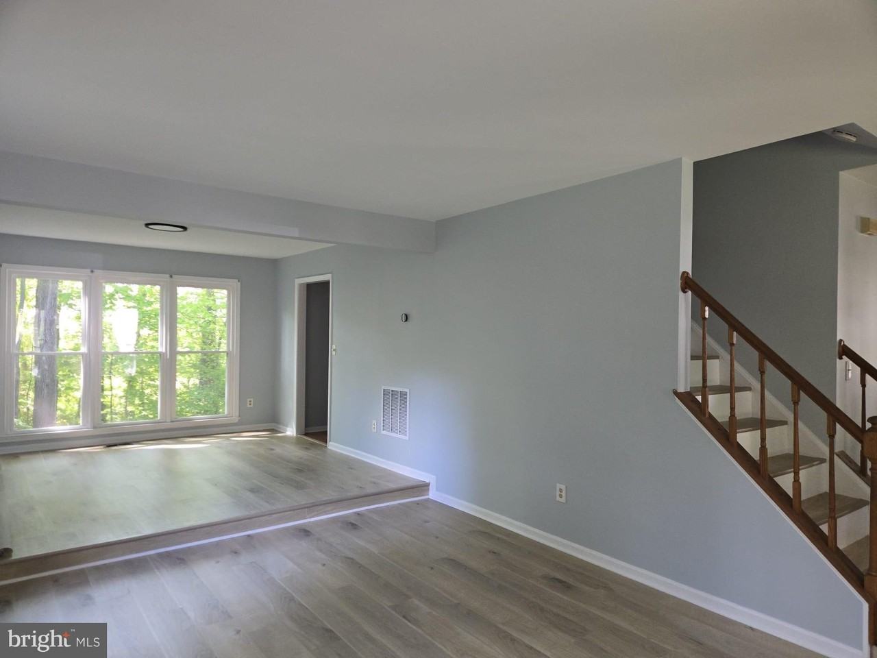 2205 Blue Valley Dr - Photo 7 of 24