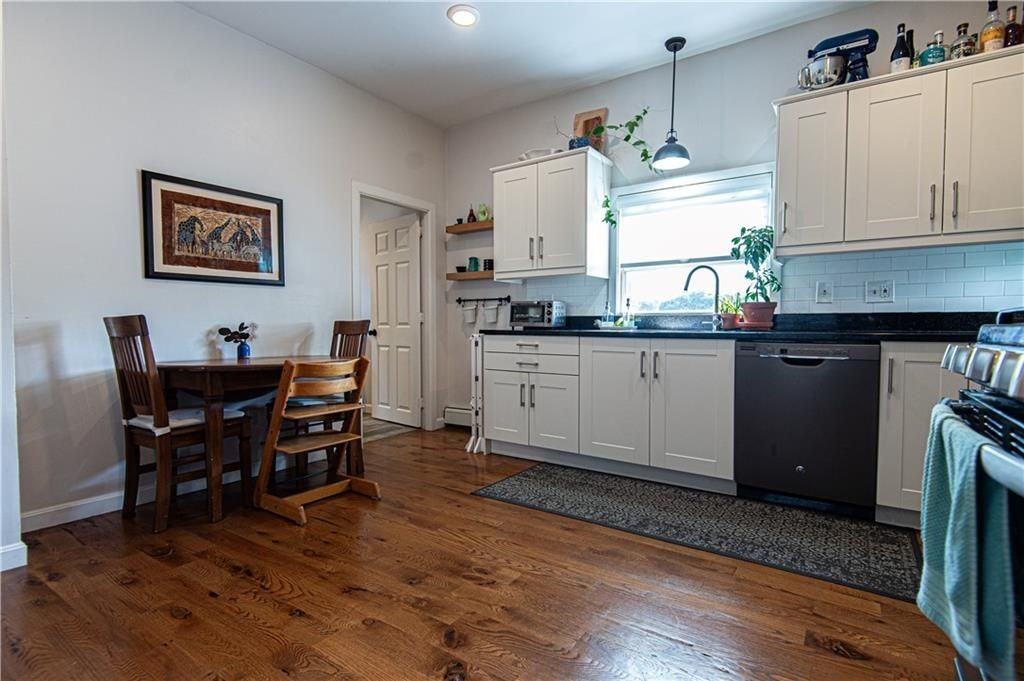 81 Jenkins St - Photo 2 of 4