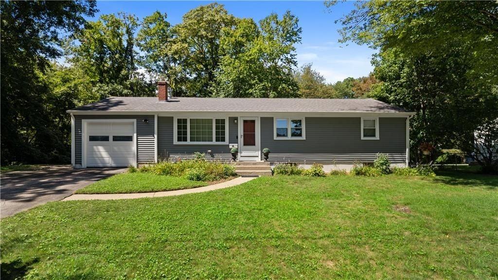 40 Sachem Rd - Photo 2 of 26