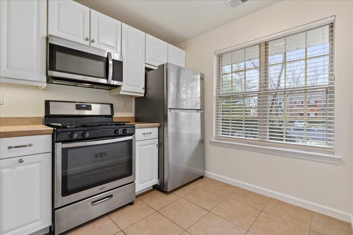 23 Sycamore Ct - Photo 5 of 15