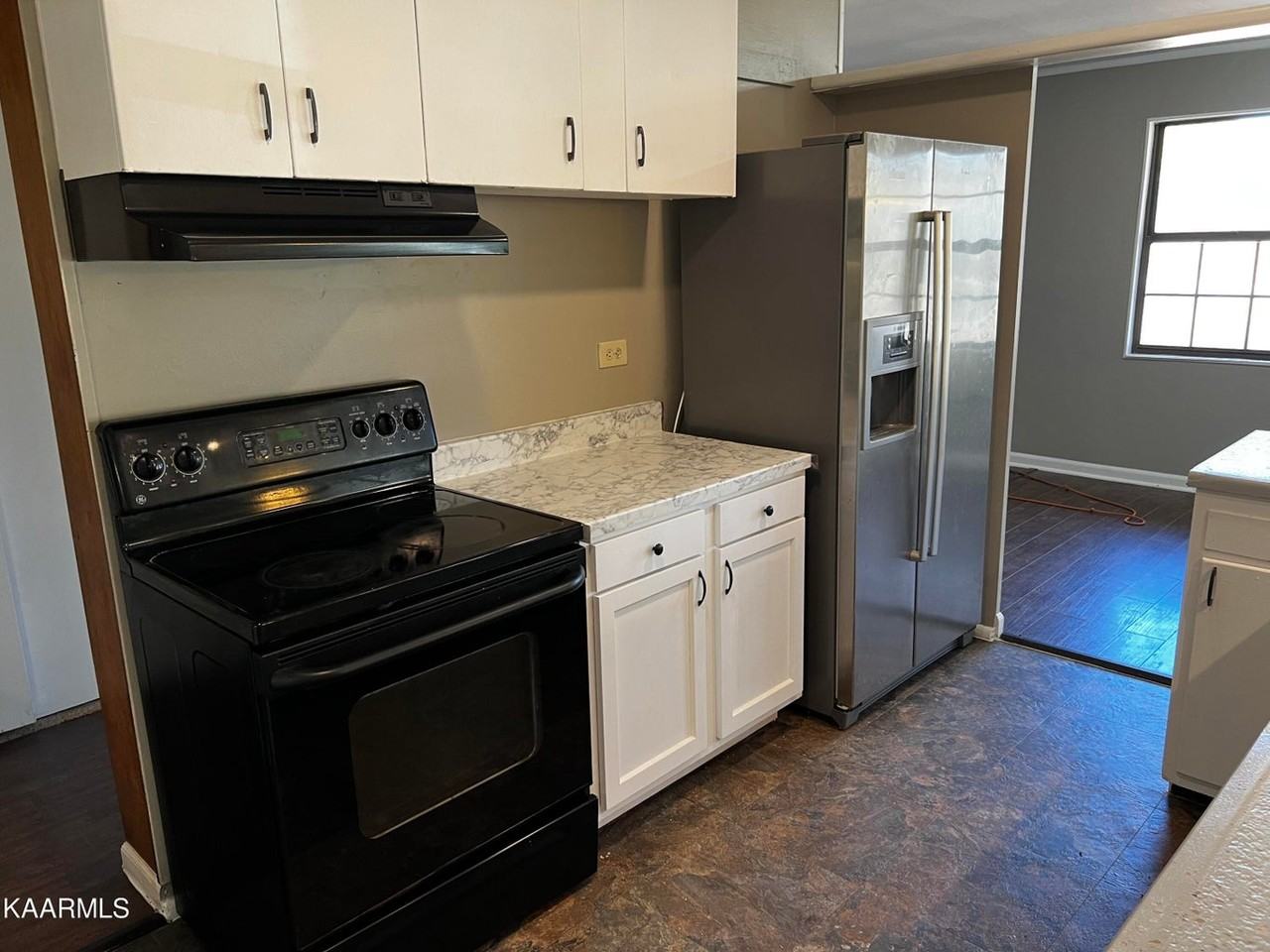 1332 Huntington Rd #NA - Photo 6 of 22