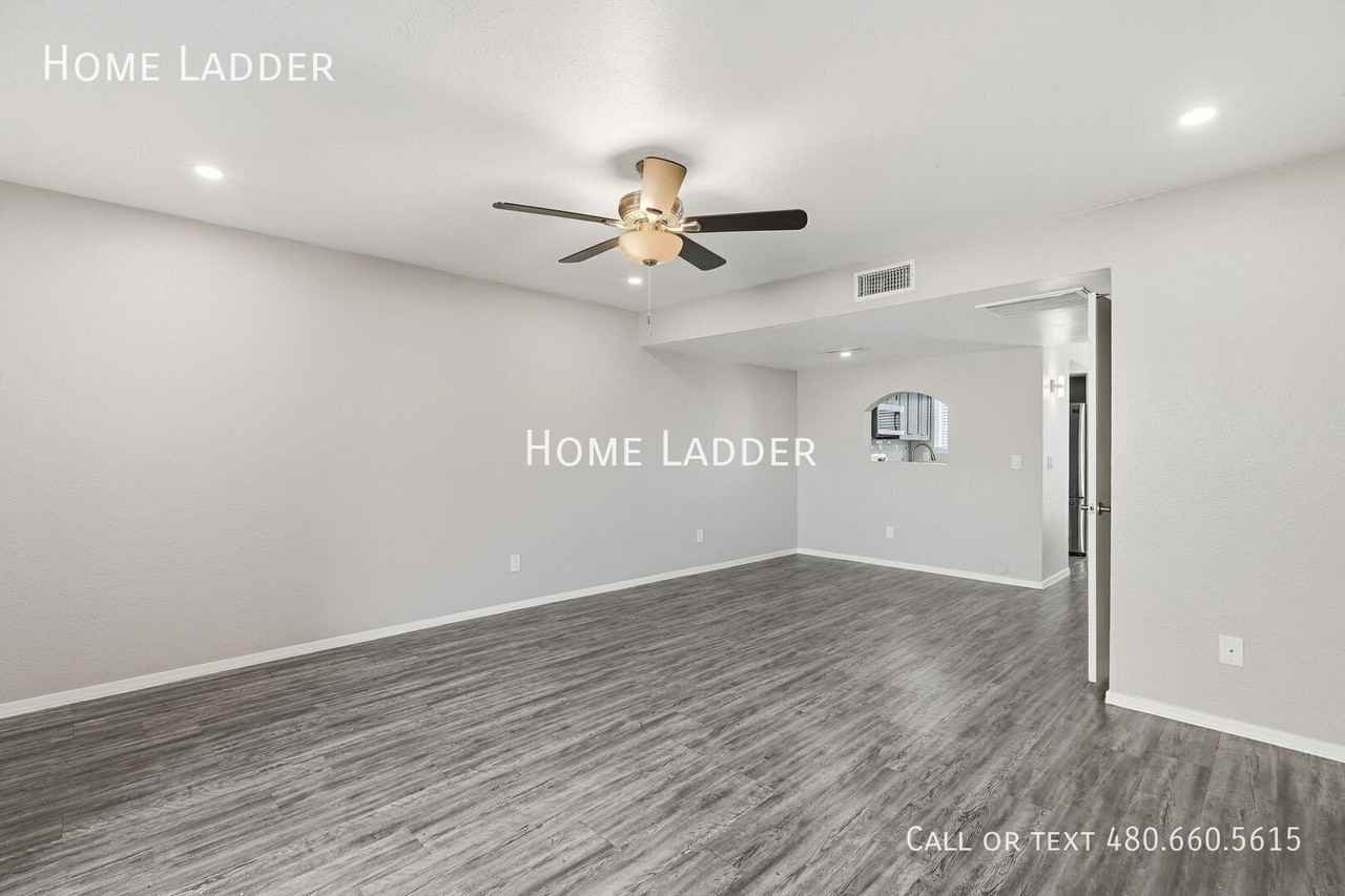 1325 S Judd St - Photo 2 of 34
