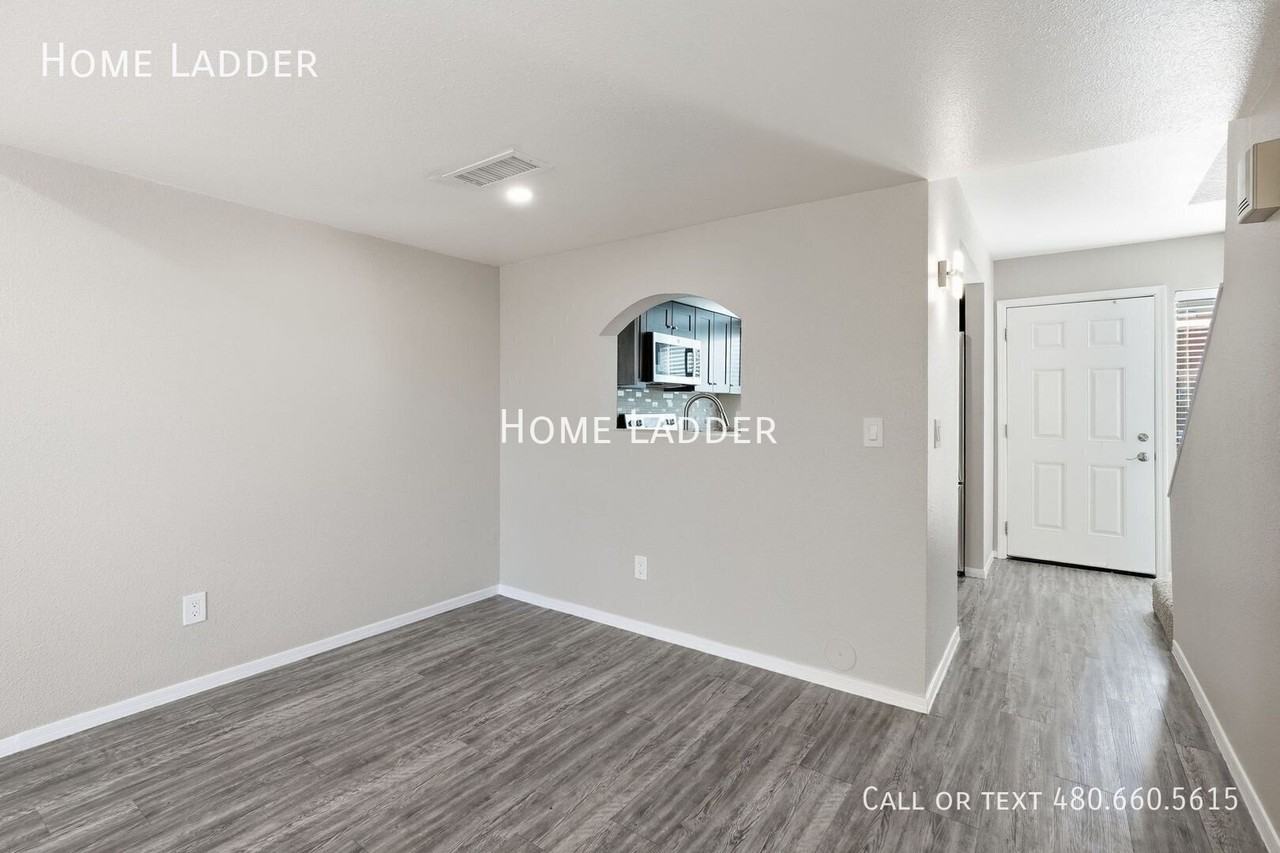 1325 S Judd St - Photo 6 of 34