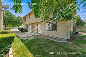 featured image of 1009 N Stilson Rd #102