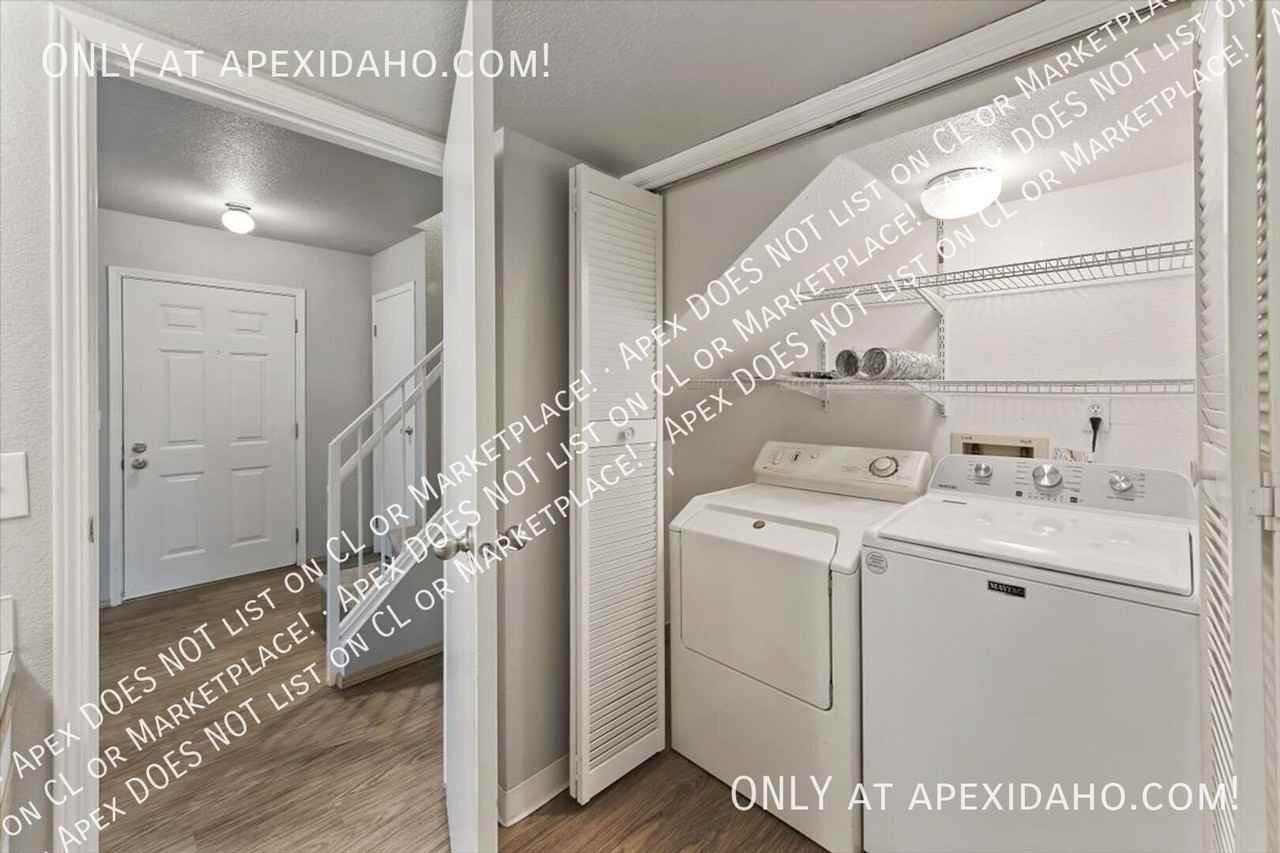 1009 N Stilson Rd #102 - Photo 7 of 35