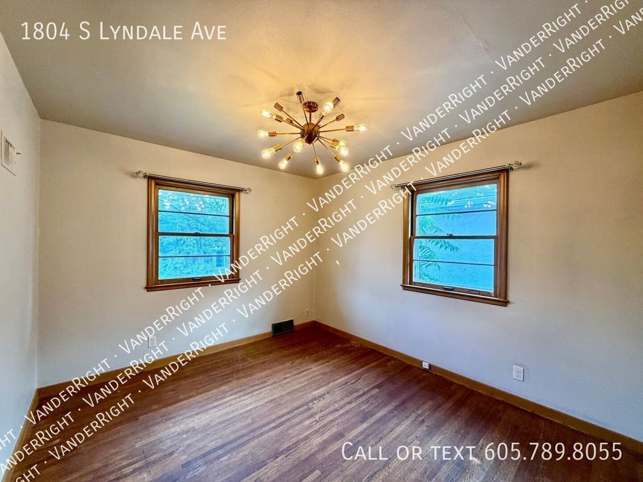 1804 S Lyndale Ave - Photo 7 of 28
