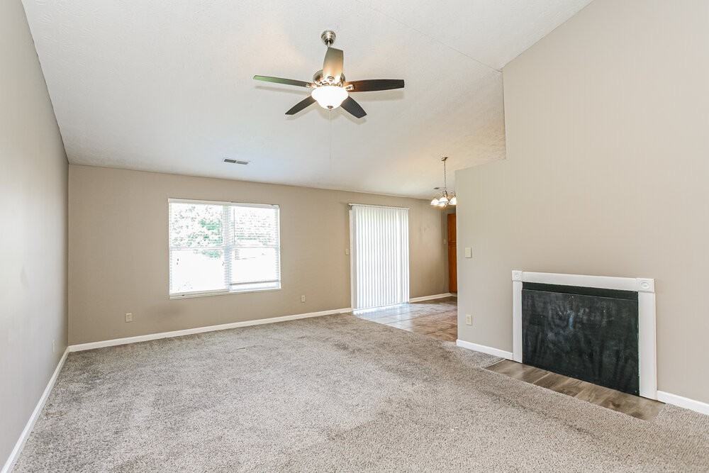 748 Hollowood Ln - Photo 4 of 16