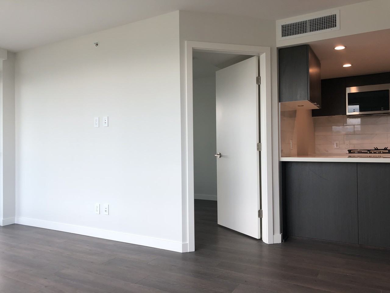 8189 Cambie Street #2005 - Photo 7 of 14