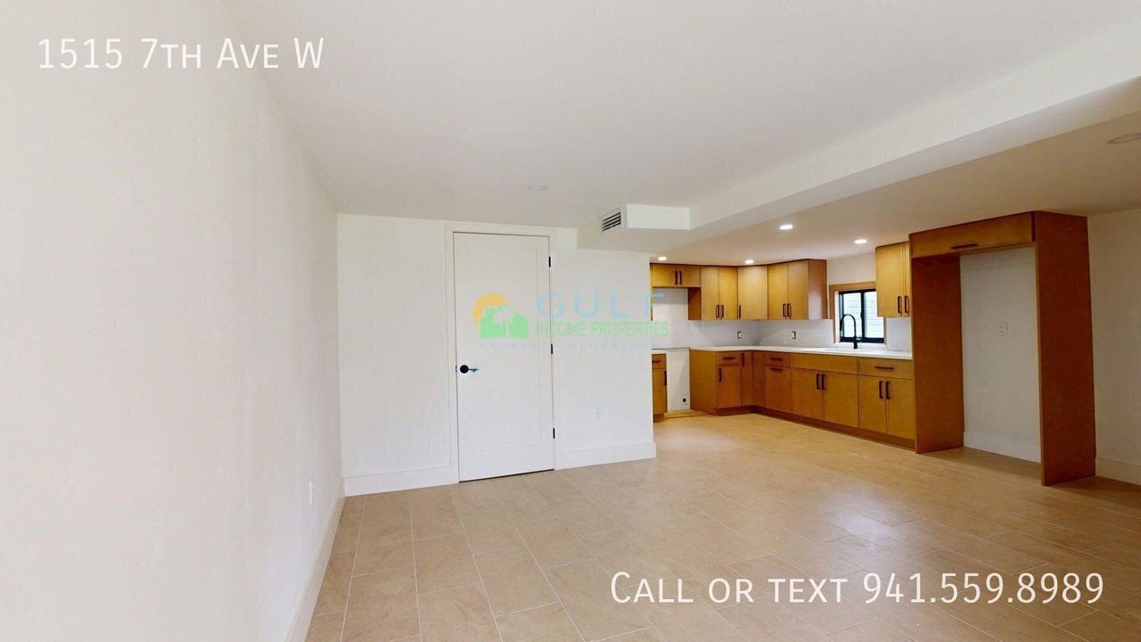 1515 7th Ave W - Photo 4 of 16