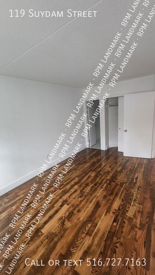 119 Suydam St - Photo 7 of 9