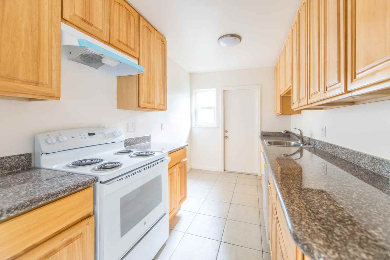 1815 Fairview St #2 - Photo 2 of 11