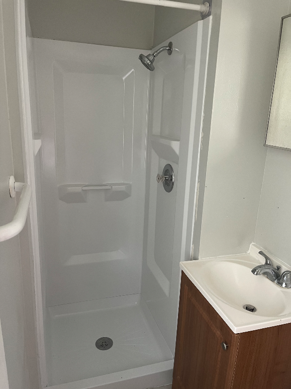 135 Wellsville Ave - Photo 5 of 12