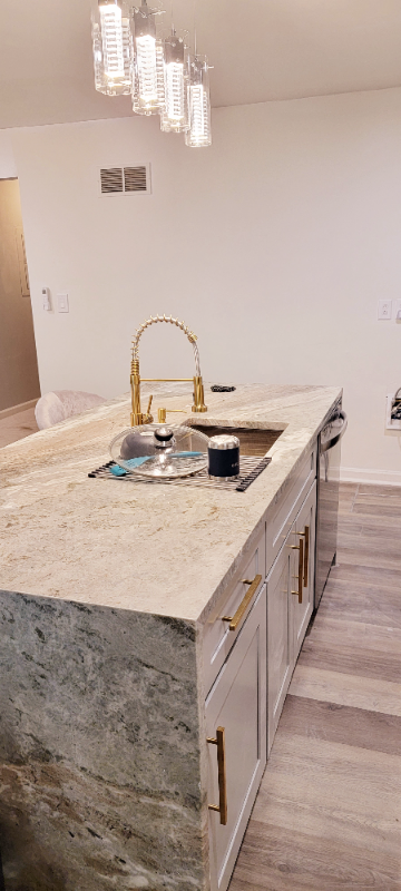 4045 Spring Cove Dr - Photo 5 of 17