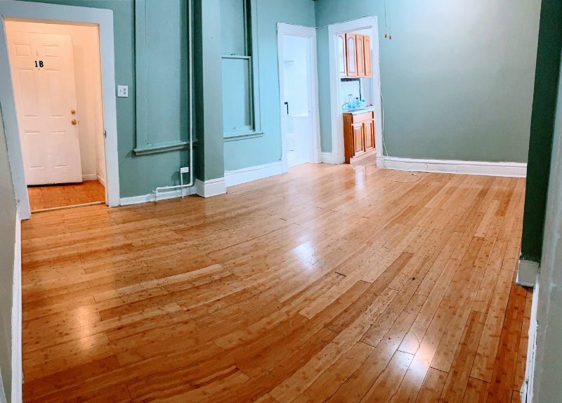 802 W 31st St #2 - Photo 2 of 15