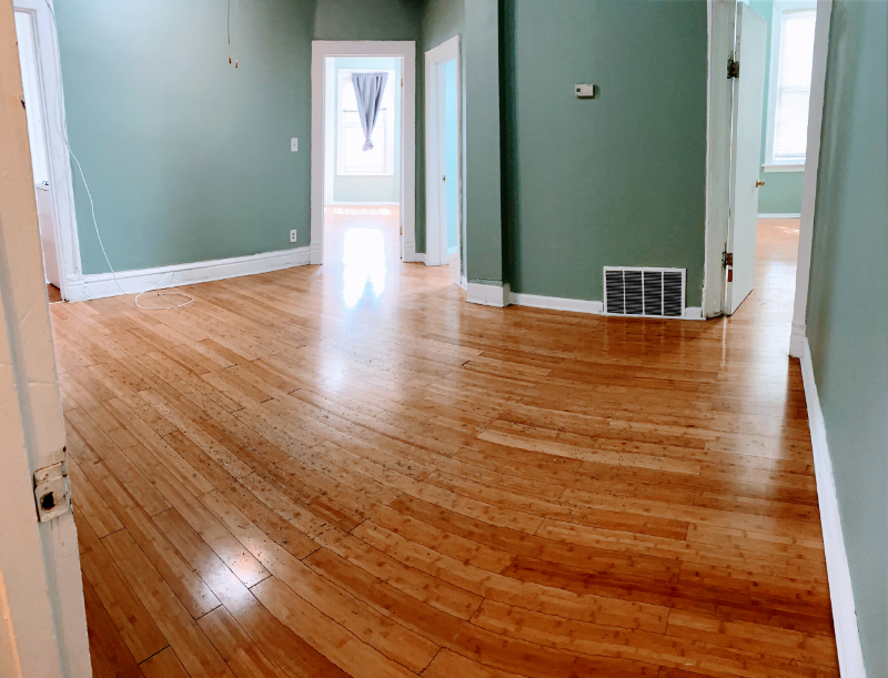 802 W 31st St #2 - Photo 3 of 15