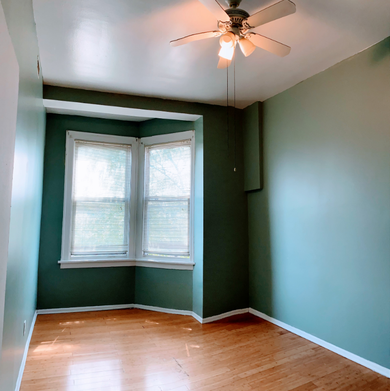 802 W 31st St #2 - Photo 7 of 15