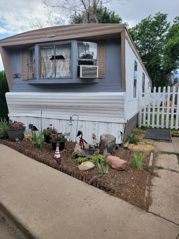 10 9th Ave #17