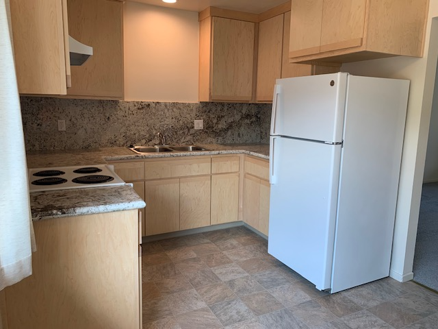 441 Paula Ct #G - Photo 2 of 7