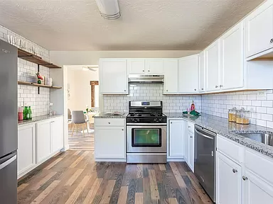 2819 E Queen Ave - Photo 6 of 16