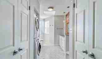 2127 E Fairmount Ave - Photo 1 of 1