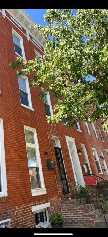 2127 E Fairmount Ave - Photo 3 of 7