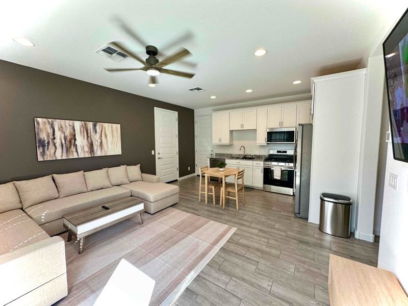 36555 W Giallo Ln - Photo 5 of 15