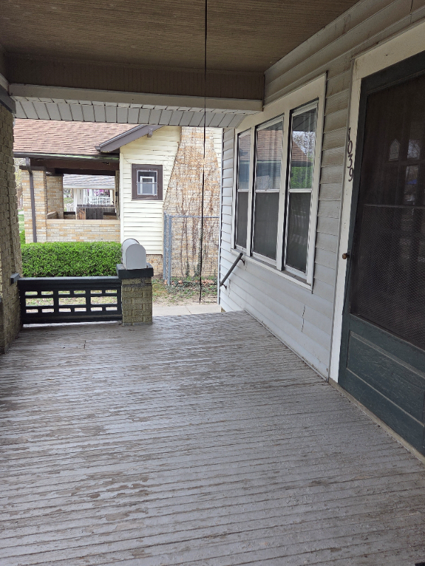 1039 N Woodrow Ave - Photo 7 of 14