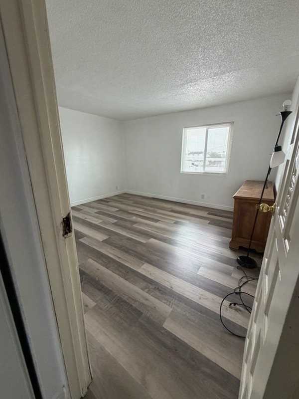 1570 Northwind Ct #C - Photo 3 of 5