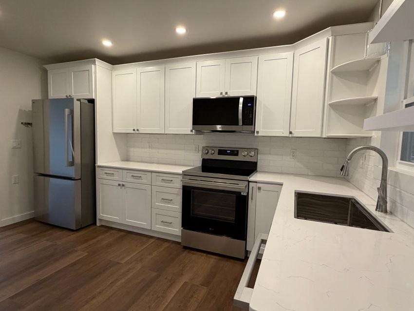 408 Old Central Rd #4 - Photo 4 of 22