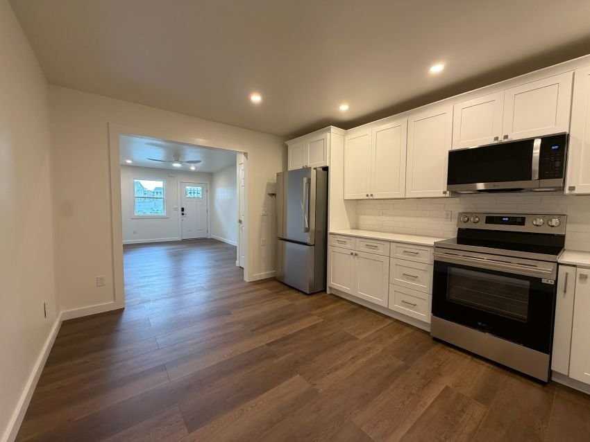 408 Old Central Rd #4 - Photo 6 of 22