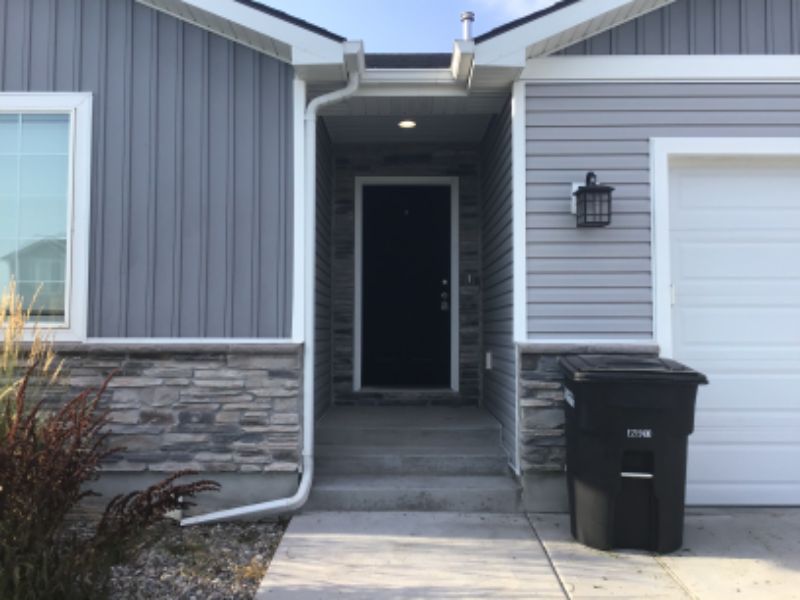 3347 E Kathaway Ln - Photo 3 of 18