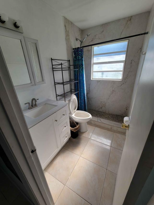 2474 Rouse Rd - Photo 3 of 15
