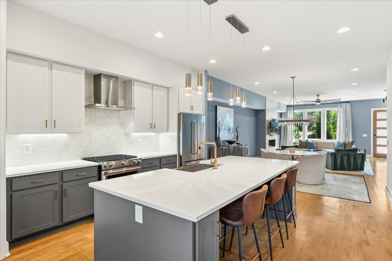 1039 14th Ave S - Photo 6 of 20