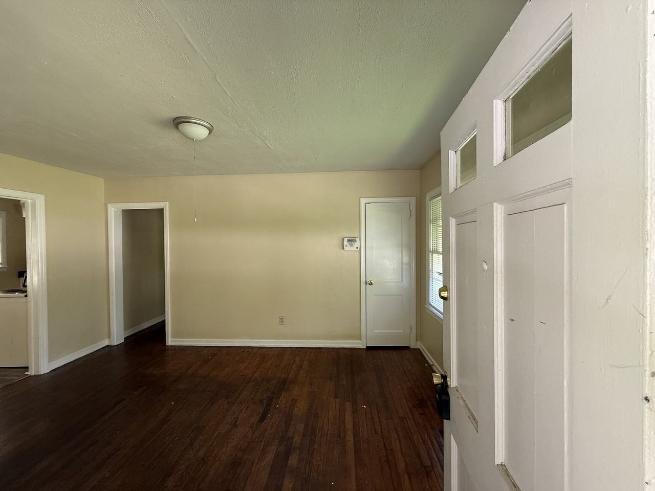 1700 Edgerly Ave - Photo 5 of 8
