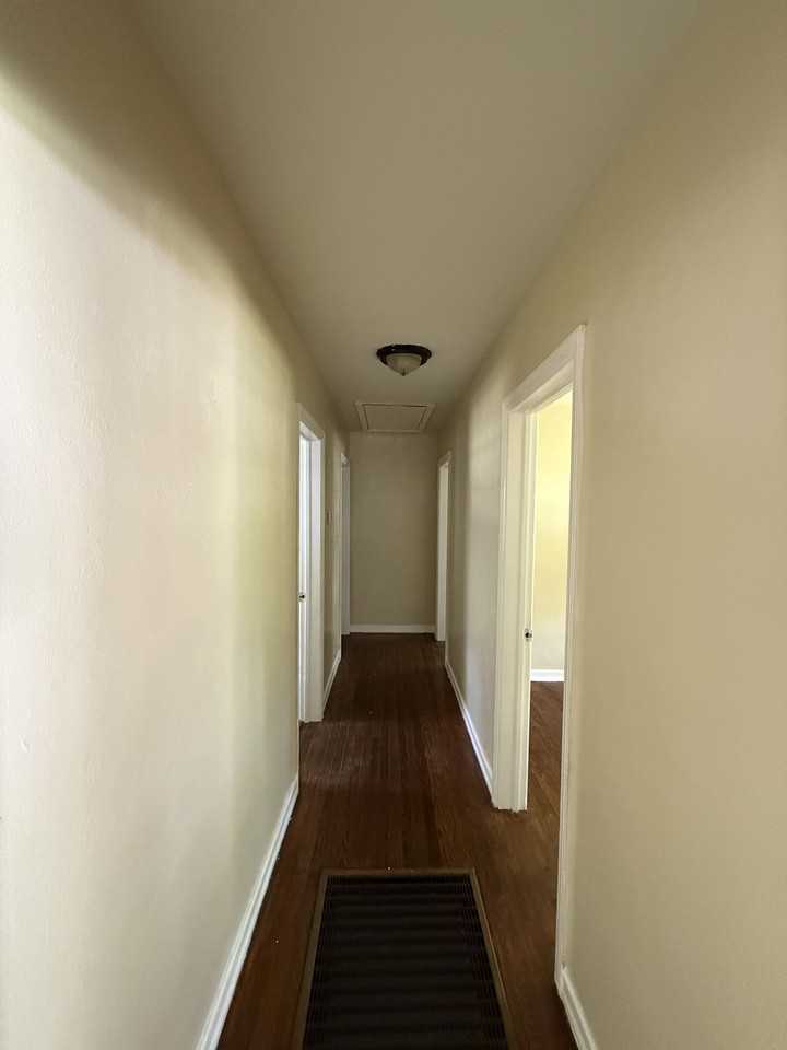 1700 Edgerly Ave - Photo 7 of 8