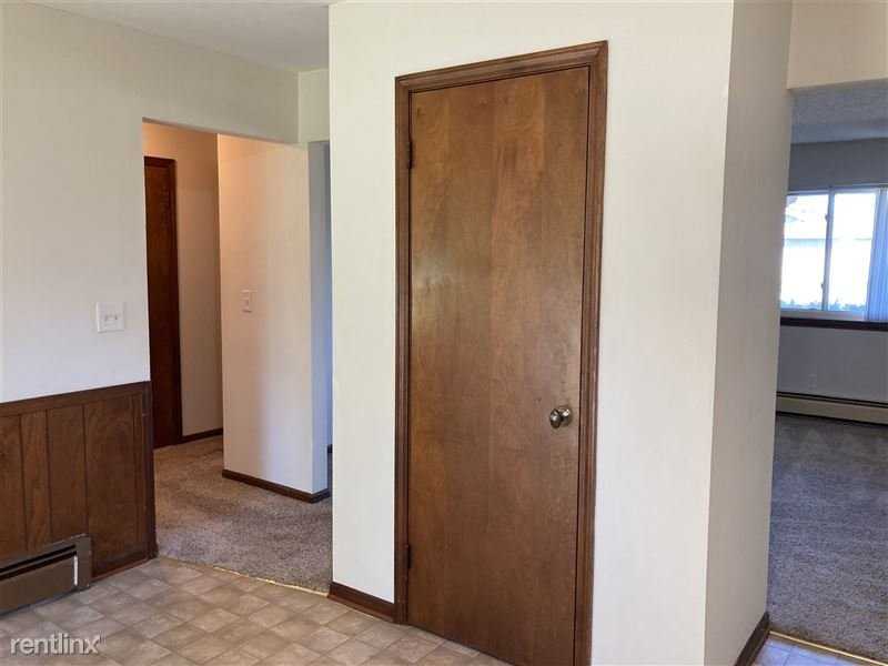 488 60th St Se #484 - Photo 2 of 17