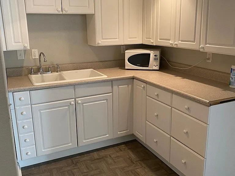 5685 S Quemoy Ct - Photo 5 of 10