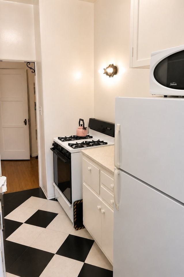 360 S Cloverdale Ave #104 - Photo 5 of 10
