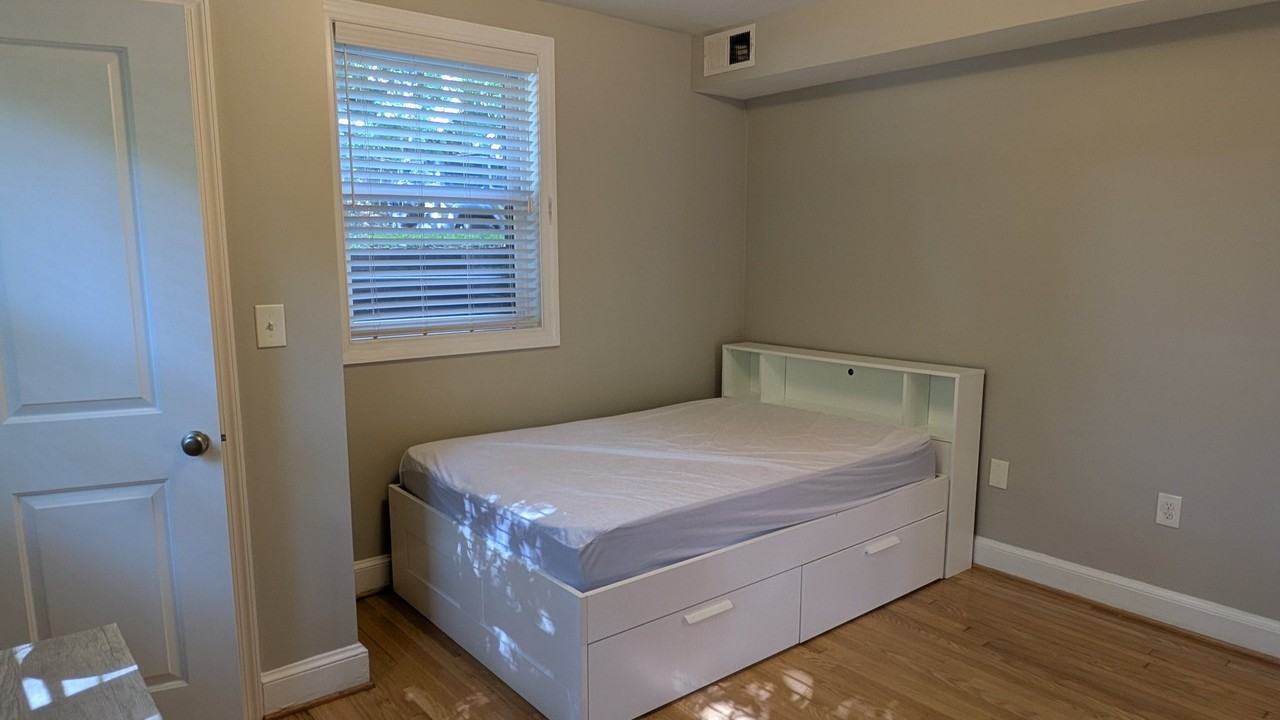 4016 Calvert St Nw #1 - Photo 7 of 17
