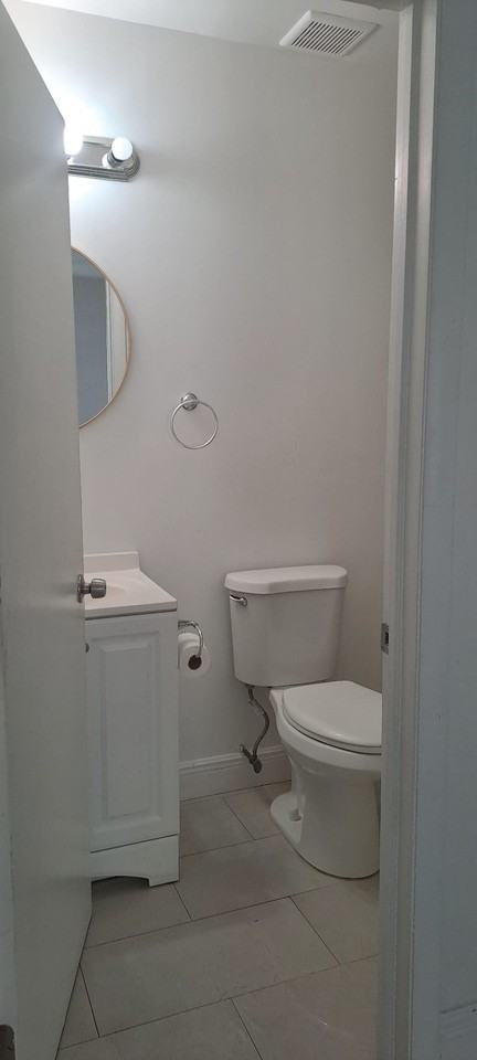 3030 Nwst - Photo 7 of 11