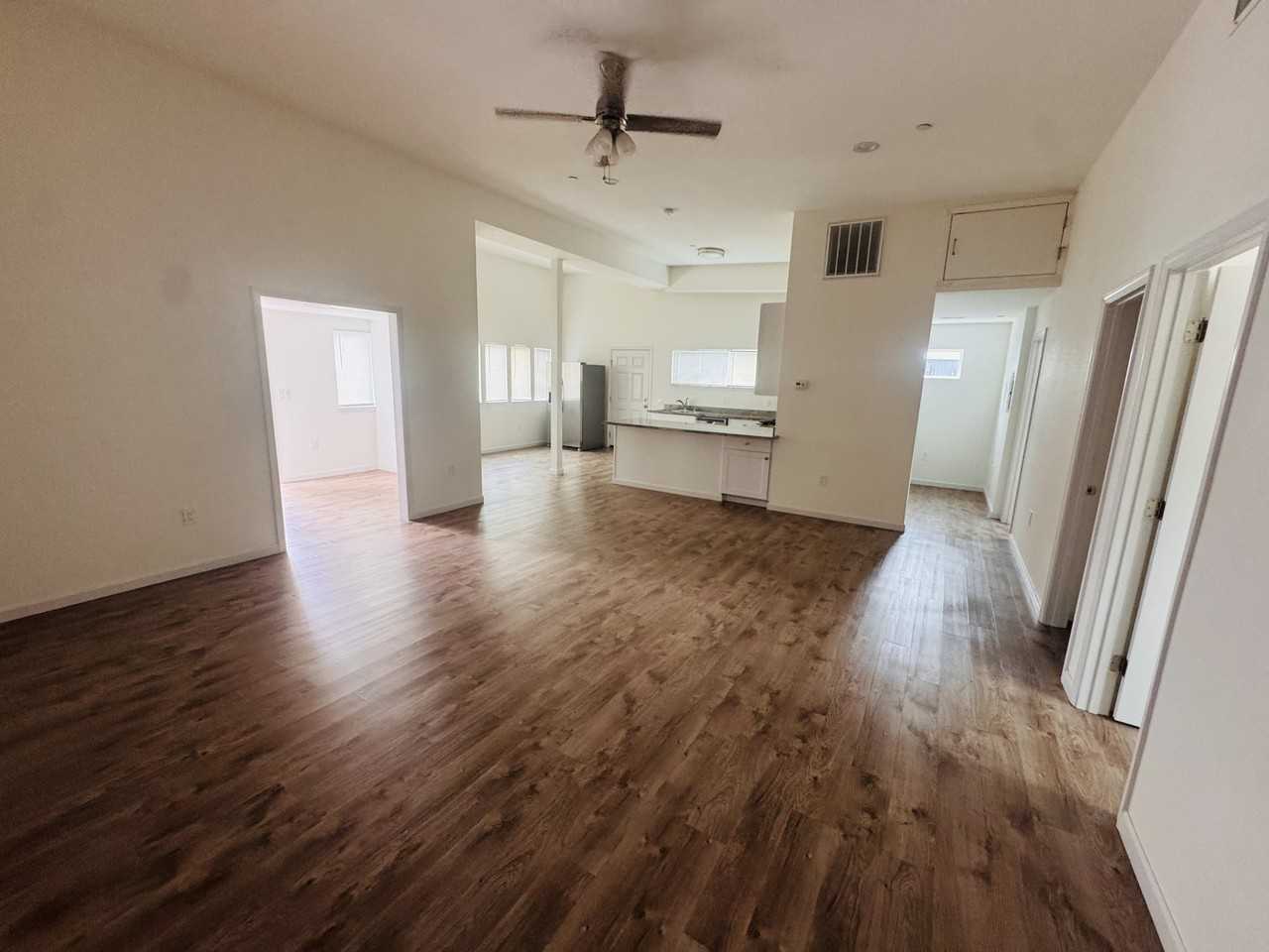 2071 15th Ave - Photo 2 of 9