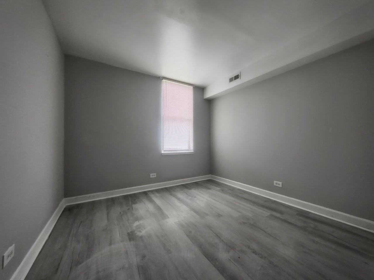 1840 S Karlov Ave #3 - Photo 5 of 15